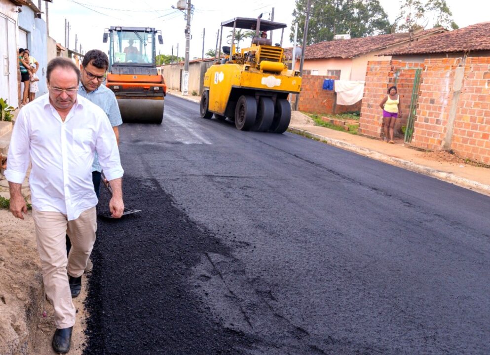 Prefeitura de Arapiraca inicia recapeamento asfáltico em todas as ruas