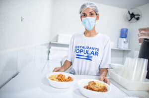 Restaurante Popular de Maceió garante segurança alimentar para população vulnerável. Foto: Alisson Frazão/Secom Maceió