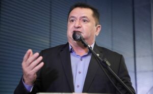 Debate sobre o Transtorno do Espectro Autista (TEA) e exibição do documentário