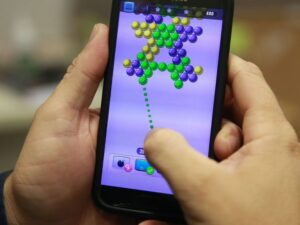 Tecnologia - geral - games jogos celular vício
