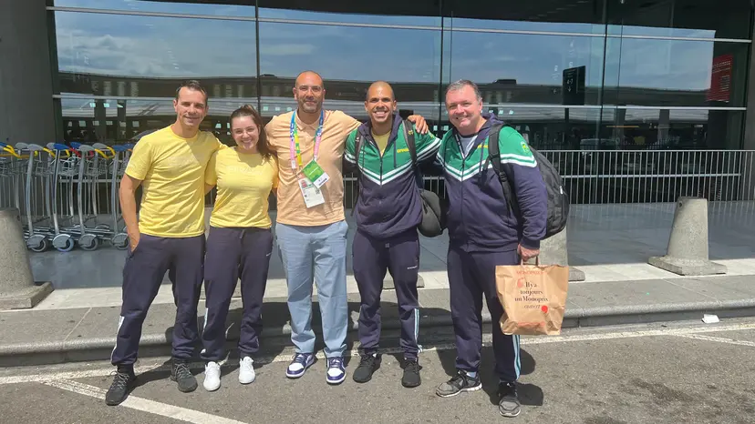 Atletas do tiro esportivo chegam à subsede de Châteauroux. Foto: Divulgação/COB